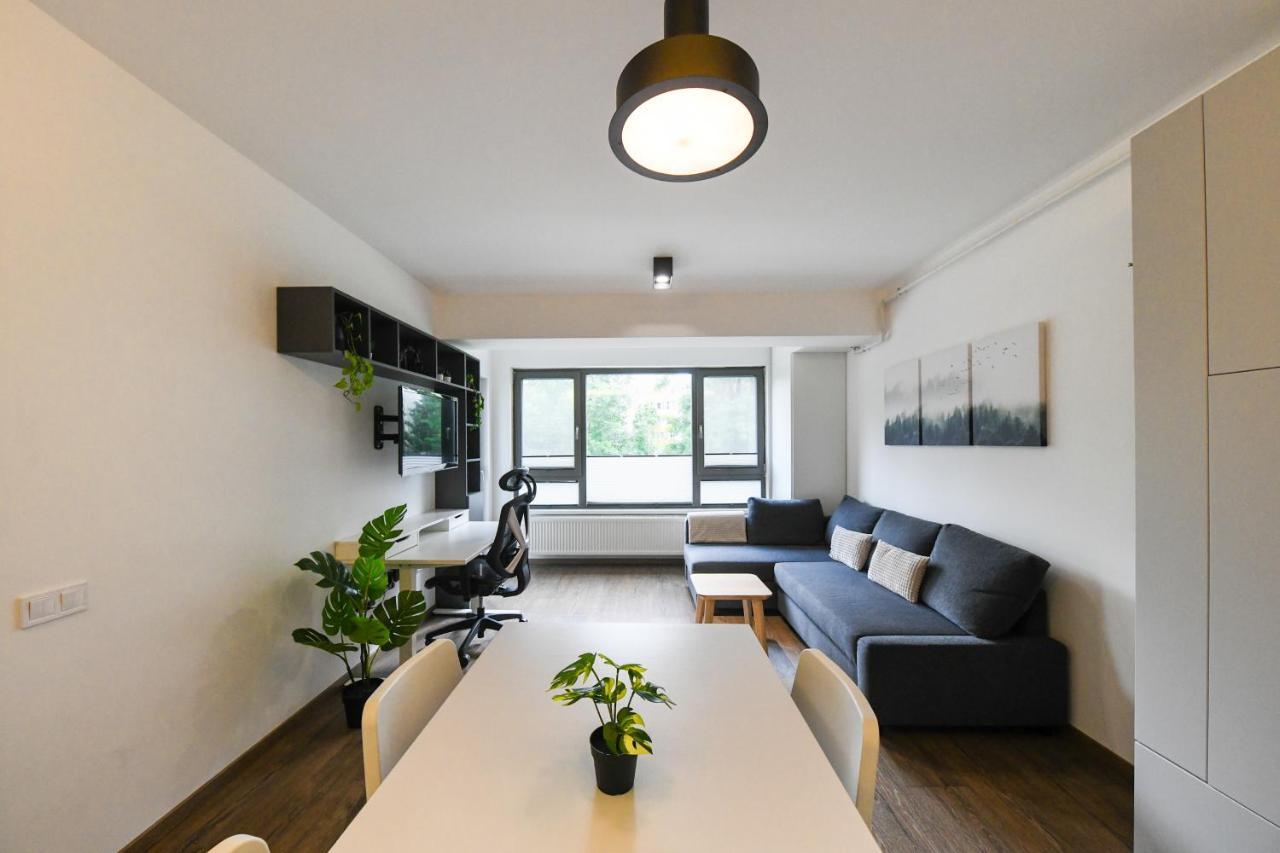 Modern Apartment In A Quiet Area Cluj-Napoca Exterior photo