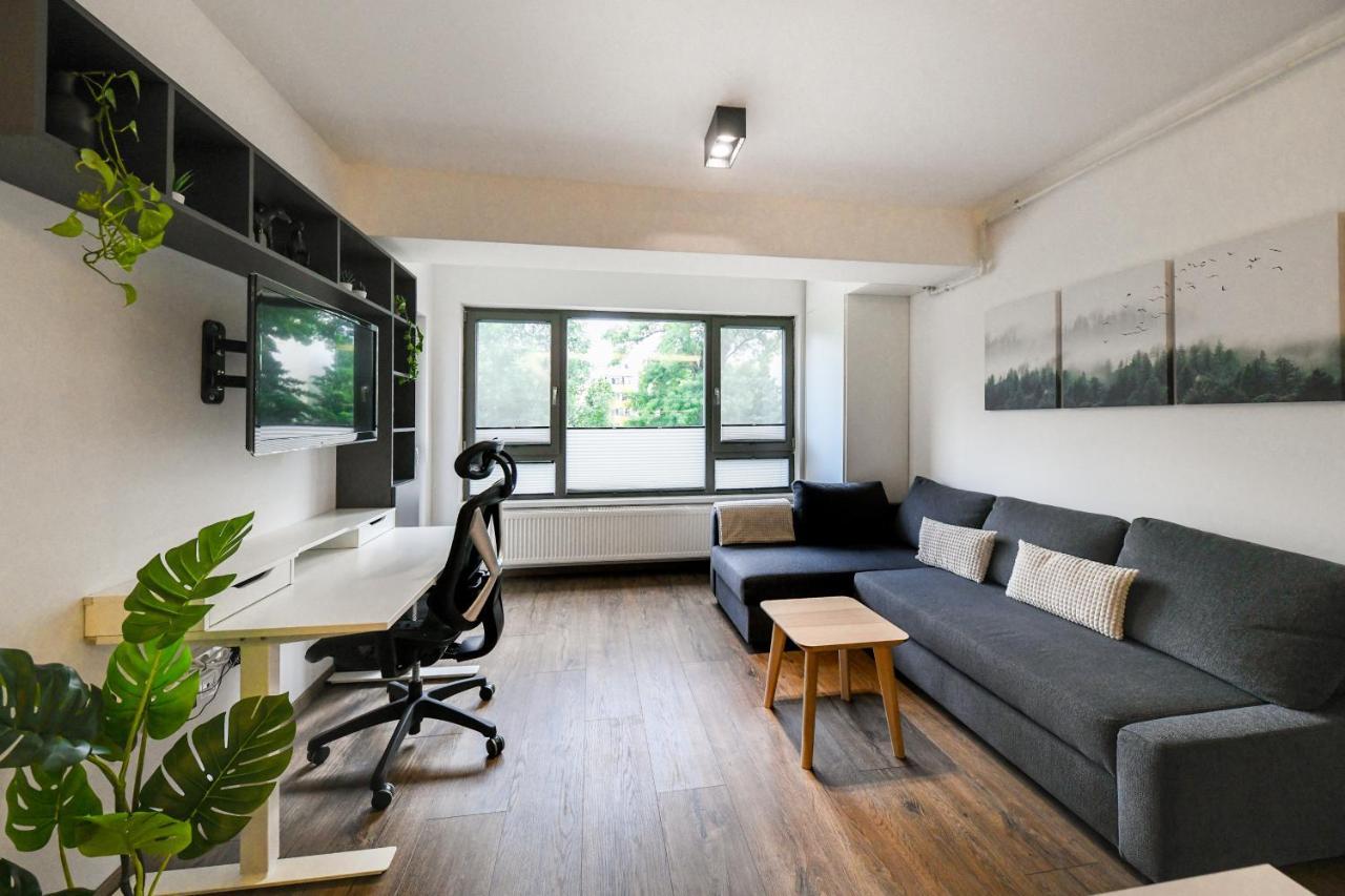 Modern Apartment In A Quiet Area Cluj-Napoca Exterior photo